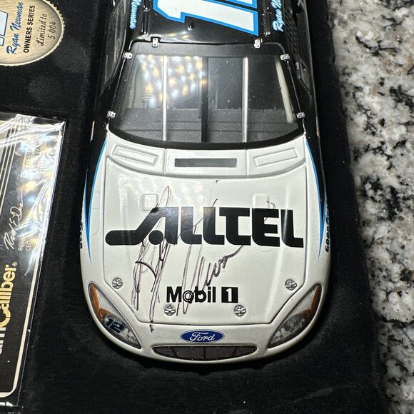 RYAN NEWMAN 2006 DODGE CHARGER ALLTEL DIECAST, 1/24 - Shelf Display - Signed - Picture 6 of 14